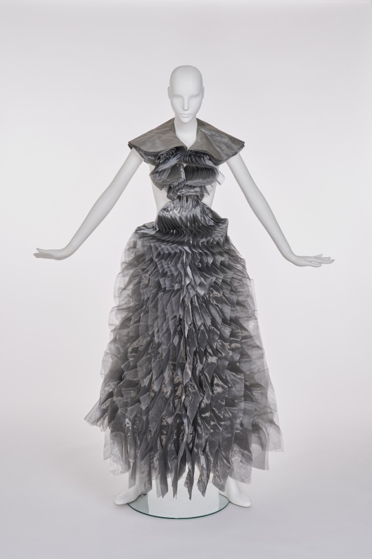 A fine and rare Junya Watanabe/Comme des Gar&ccedil;ons metallic grey 'lantern' dress, 'Techno Couture' collection, Autumn-Winter 2000-01