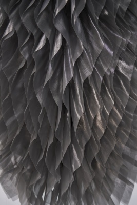 A fine and rare Junya Watanabe/Comme des Gar&ccedil;ons metallic grey 'lantern' dress, 'Techno Couture' collection, Autumn-Winter 2000-01 - 9