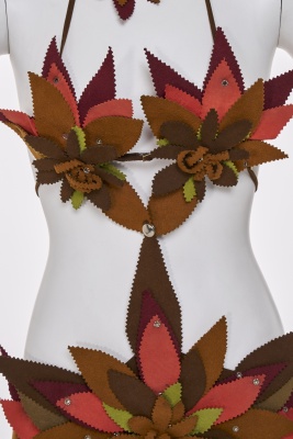 A felt-leaf ensemble 1970s - 4
