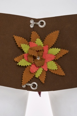 A felt-leaf ensemble 1970s - 6