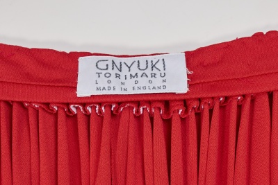 A Gnyuki Torimaru (Yuki) red Hurel silk jersey halterneck dress, 1990s remake of 1976 - 9
