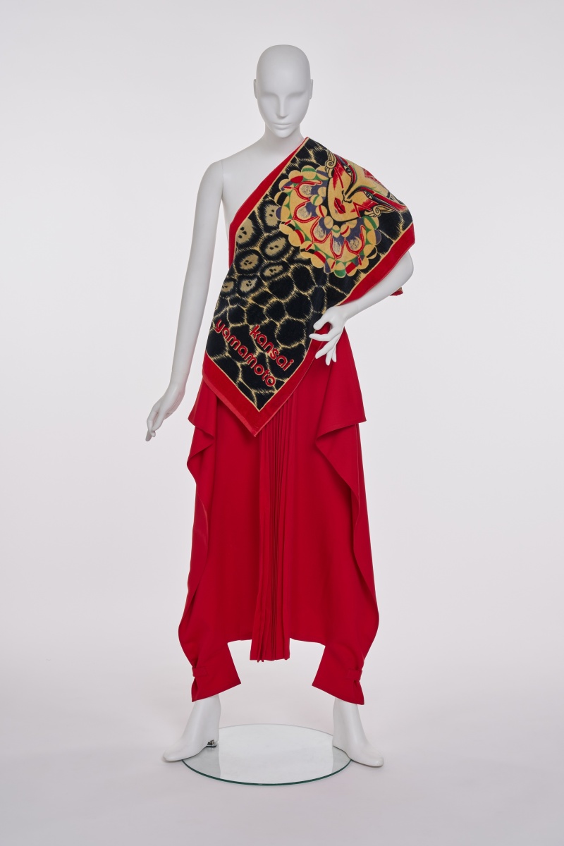 A pair of Kansai Yamamoto red wool trousers, late 1980s