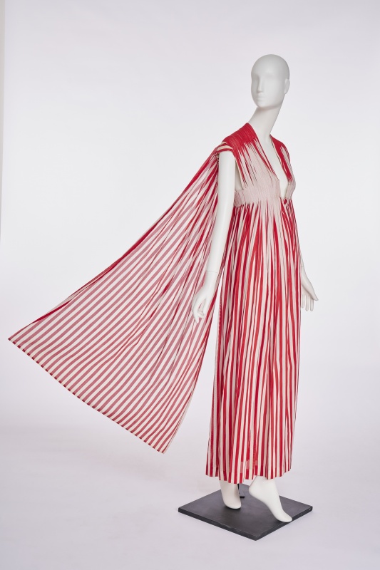 A Matilda Etches red and white rayon dress, 1940s