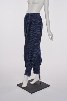 A pair of Issey Miyake black and blue wool trousers, Autumn-Winter 1982-83 - 3