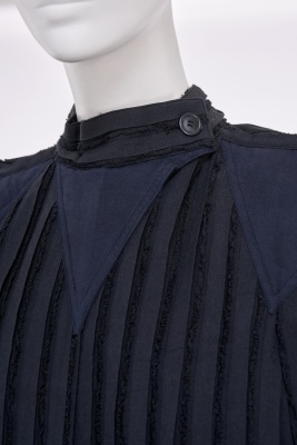 An Issey Miyake frayed black and navy cotton playsuit, Autumn-Winter 1981-82 - 7