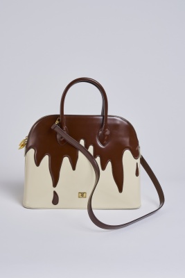 A Moschino 'Fudge the Fashionistas, Let Them Eat Cake' bag, circa 1996 - 4