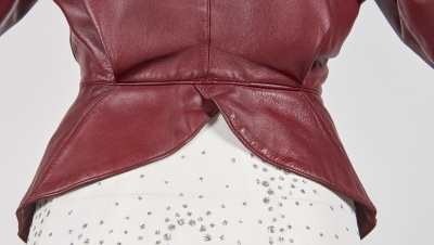 An Azzedine Alaia double-breasted oxblood leather jacket, Autumn-Winter 1985-86 - 7