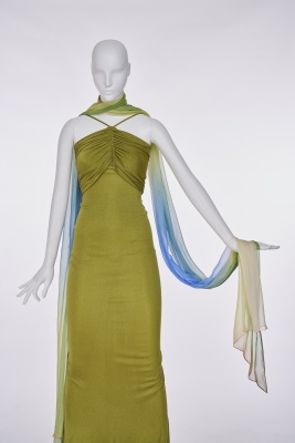 A Giorgio di Sant Angelo green stretch jersey evening gown and stole late 1980s - 5