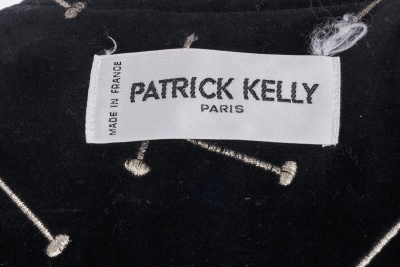 A Patrick Kelly embroidered black velvet jacket, Autumn-Winter 1988-89 - 6