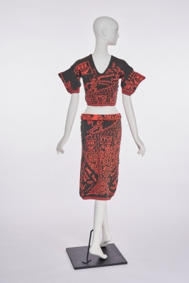 A Westwood/McLaren Keith Haring patterned knitted ensemble 'Witches' collection, Autumn-Winter 1983-84 - 5