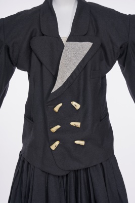 A Westwood/McLaren black wool serge suit, 'Witches' collection, Autumn-Winter 1983-84 - 5
