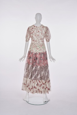 An Ossie Clark/Celia Birtwell printed silk chiffon dress, early 1970s - 3