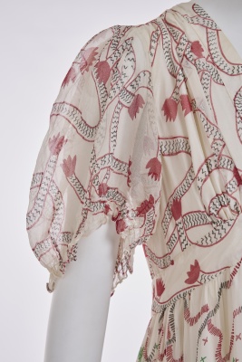 An Ossie Clark/Celia Birtwell printed silk chiffon dress, early 1970s - 5