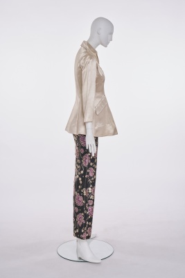 An Ossie Clark/Celia Birtwell satin 'Lamborghini' suit, 1968 - 5