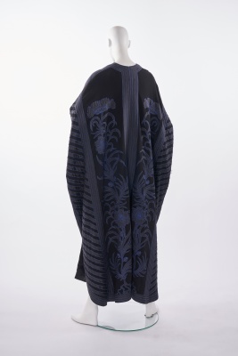 A John Bates black wool djellaba, 1976 - 4