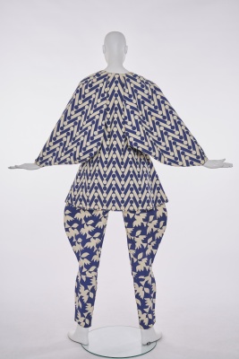 An Alice Pollock printed calico ensemble, early 1970s - 12