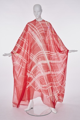 A Halston red and white printed chiffon caftan, circa 1975 - 5