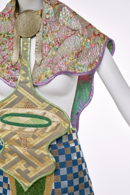 A rare Kaisik Wong orientalist ensemble, 1970s - 5