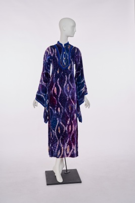 A Thea Porter printed crushed velvet jillayeh, circa 1969