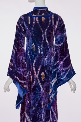A Thea Porter printed crushed velvet jillayeh, circa 1969 - 8