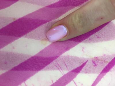 A Halston printed magenta and white batik effect chiffon caftan, circa 1975 - 21