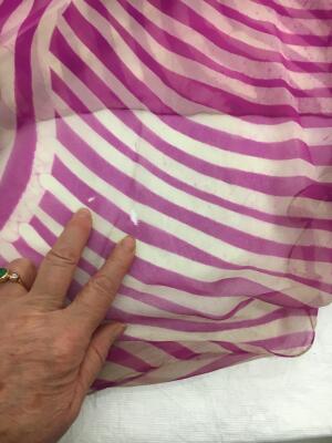 A Halston printed magenta and white batik effect chiffon caftan, circa 1975 - 27