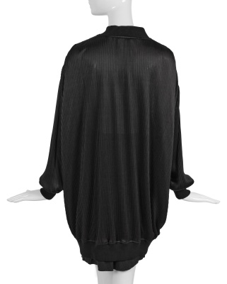A Comme des Gar&ccedil;ons pleated polyester jacket, 'Dots, Polyester Pleats' collection, Autumn-Winter 1985-86 - 4