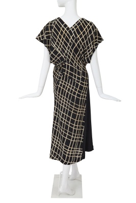 A Comme des Gar&ccedil;ons black and ivory checked cr&ecirc;pe dress, probably 'Bias Cutting' collection, Spring-Summer 1986 - 3