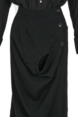 A Comme des Gar&ccedil;ons black wool and silk ensemble, 'Bonding' collection, Autumn-Winter 1986-87 - 7
