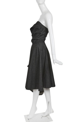 A Comme des Gar&ccedil;ons grey denim dress, 'Young Chic, No Shoulder' collection, Spring-Summer 1987 - 6