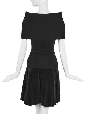 A Comme des Gar&ccedil;ons black velvet and wool ensemble, 'White Shirt + Pants, Khaki, Lili Marleen' collection, Autumn-Winter 1987-88 - 4