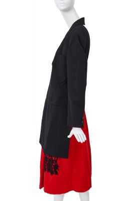 A Comme des Gar&ccedil;ons black and red wool ensemble, 'Red is Black' collection, Autumn-Winter 1988-89 - 3