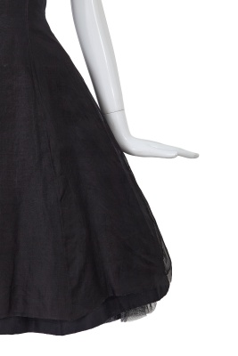 A Comme des Gar&ccedil;ons black silk evening dress, 'Red is Black' collection, Autumn-Winter 1988-89 - 5