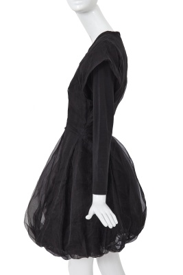 A Comme des Gar&ccedil;ons black dress, 'Movement' collection, Spring-Summer 1989 - 3