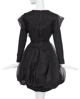 A Comme des Gar&ccedil;ons black dress, 'Movement' collection, Spring-Summer 1989 - 4