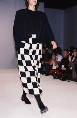 A Comme des Gar&ccedil;ons black and white checked ensemble, 'Movement' collection, Spring-Summer 1989 - 9
