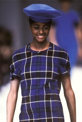 A Comme des Gar&ccedil;ons black neoprene minidress, 'Modern Sweetness' collection, Autumn-Winter 1990-91 - 5