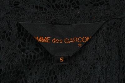 A Comme des Gar&ccedil;ons lace sleeveless tailcoat, 'Lilith' collection, Autumn-Winter 1992-93 - 10
