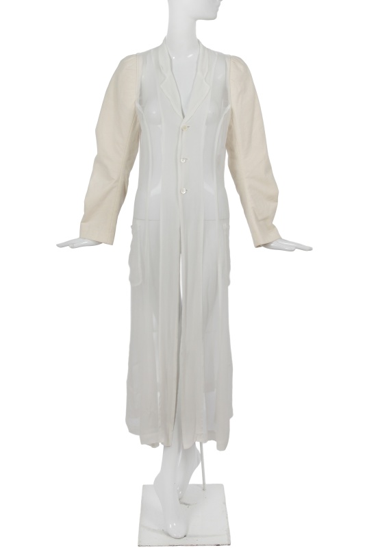 A Comme des Gar&ccedil;ons white chiffon and cotton coat 'Eccentric' collection, Spring-Summer 1994