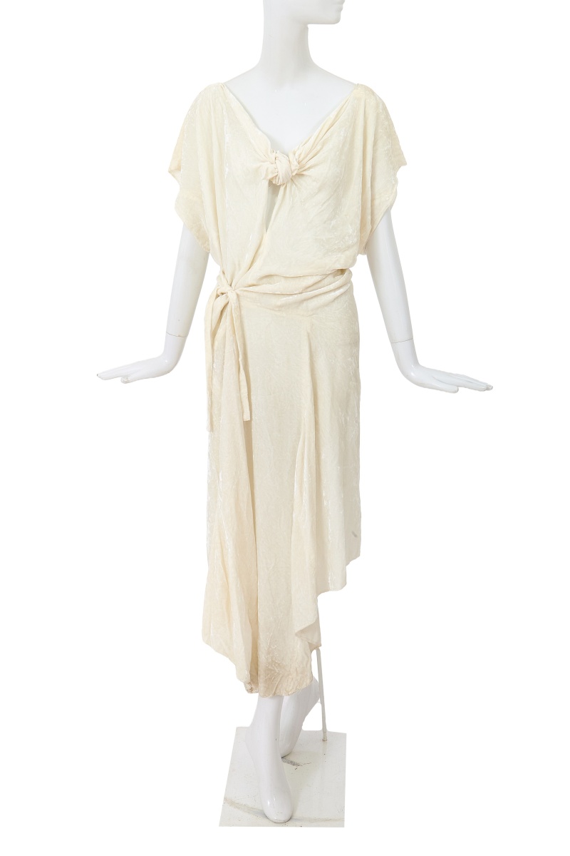 A Comme des Gar&ccedil;ons white velvet dress, 'Metamorphosis' collection, Autumn-Winter 1994-95