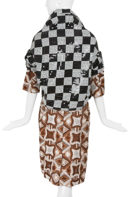 A Comme des Gar&ccedil;ons embroidered and sequined ensemble, 'Transformed Glamour' collection, Autumn-Winter 1999-2000 - 4