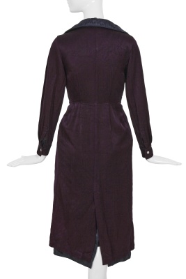 A Comme des Gar&ccedil;ons garment-dyed purple gabardine ensemble, 'Coercion' collection, Spring-Summer 2000 - 5