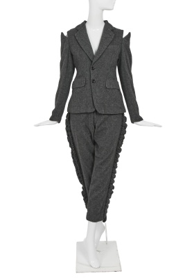 A Comme des Gar&ccedil;ons grey boiled wool suit, 'Hard and Forceful (Energy)' collection, Autumn-Winter 2000-01 - 4