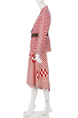 A Comme des Gar&ccedil;ons red and white printed suit, 'Optical Shock (Volume)' collection, Spring-Summer 2001 - 3
