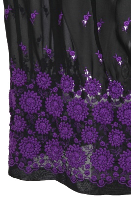 A Comme des Gar&ccedil;ons embroidered black cr&ecirc;pe georgette dress, 'Beyond Taboo' collection, Autumn-Winter 2001-02 - 6