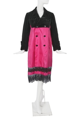 A Comme des Gar&ccedil;ons black and pink ensemble, 'Beyond Taboo' collection, Autumn-Winter 2001-02 - 6