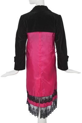 A Comme des Gar&ccedil;ons black and pink ensemble, 'Beyond Taboo' collection, Autumn-Winter 2001-02 - 7
