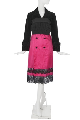 A Comme des Gar&ccedil;ons black and pink ensemble, 'Beyond Taboo' collection, Autumn-Winter 2001-02 - 8