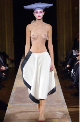 A Comme des Gar&ccedil;ons skirt ensemble, 'Abstract Excellence' collection, Spring-Summer 2004 - 2