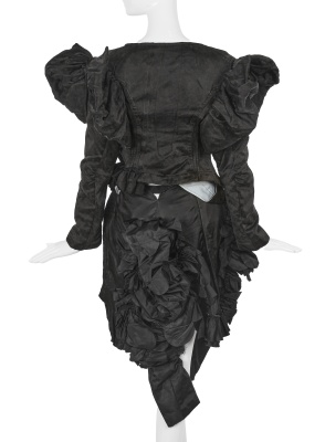 A fine Comme des Gar&ccedil;ons ruffled black silk-blend ensemble, 'Dark Romance, Witch' collection, Autumn-Winter 2004-05 - 6